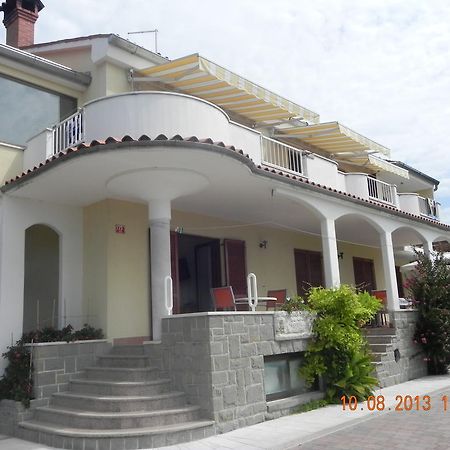 Rooms And Apartments Roza Portorož Exterior foto